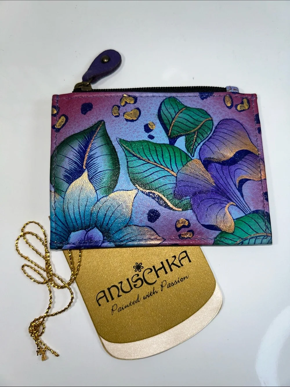 Anuschka new tags